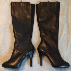 Mid Calf Black Leather Boots